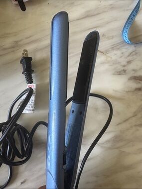 Babyliss PRO Flat Iron 1” Hair Straightener